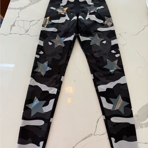 UltraCor Black Camouflage Leggings
